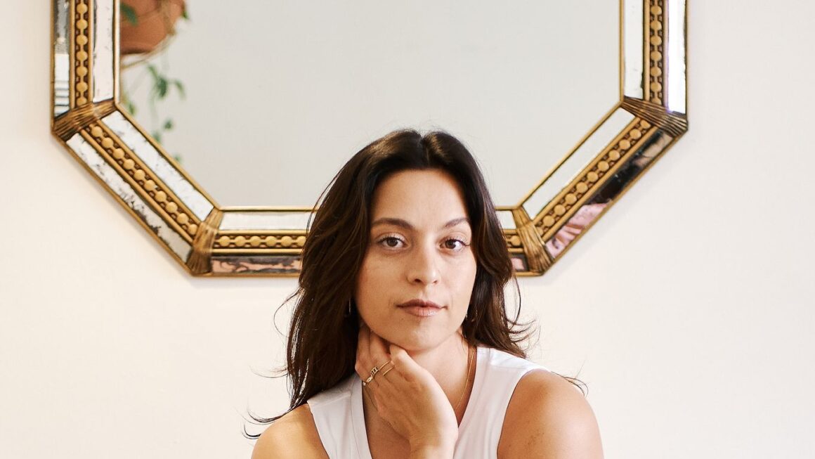 Lillian Farzan Therapist